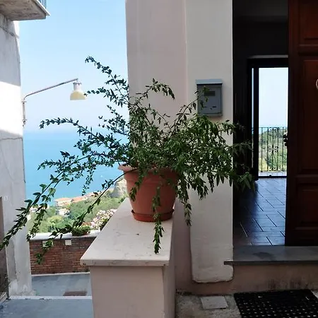 Holiday home Luce Da Oriente